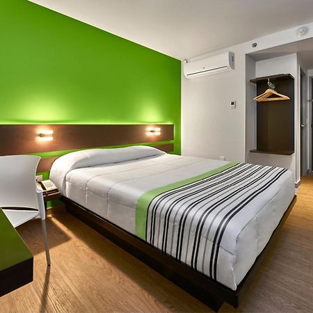 City Express Junior By Marriott Puebla Angelopolis Dış mekan fotoğraf