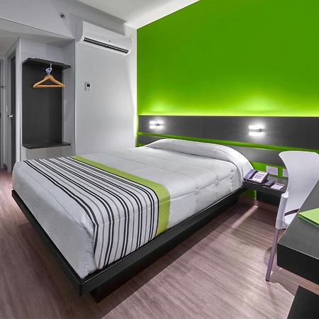 City Express Junior By Marriott Puebla Angelopolis Dış mekan fotoğraf