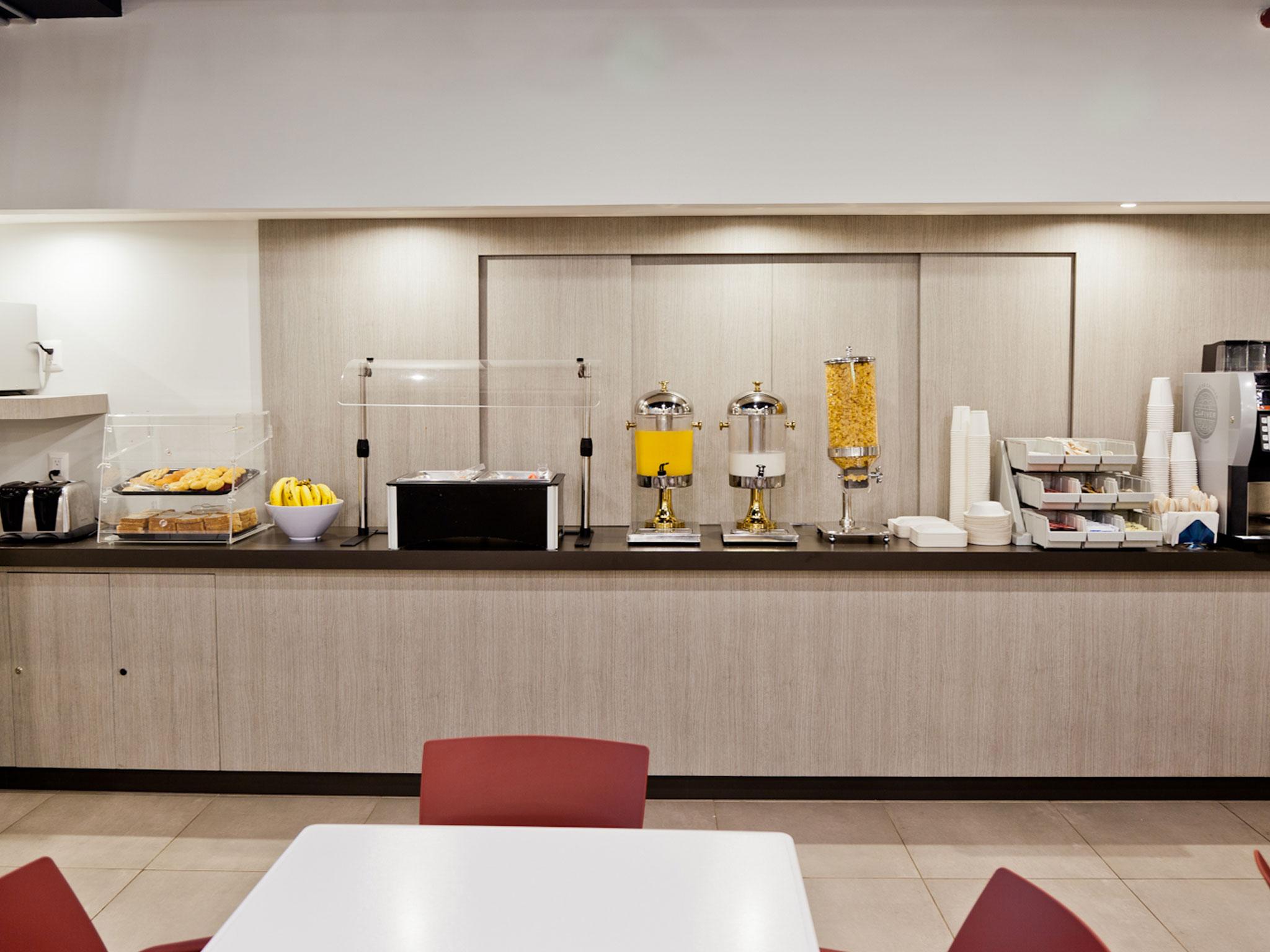 City Express Junior By Marriott Puebla Angelopolis Dış mekan fotoğraf