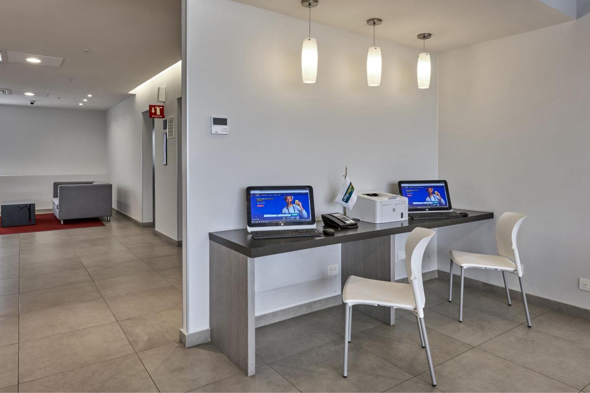 City Express Junior By Marriott Puebla Angelopolis Dış mekan fotoğraf