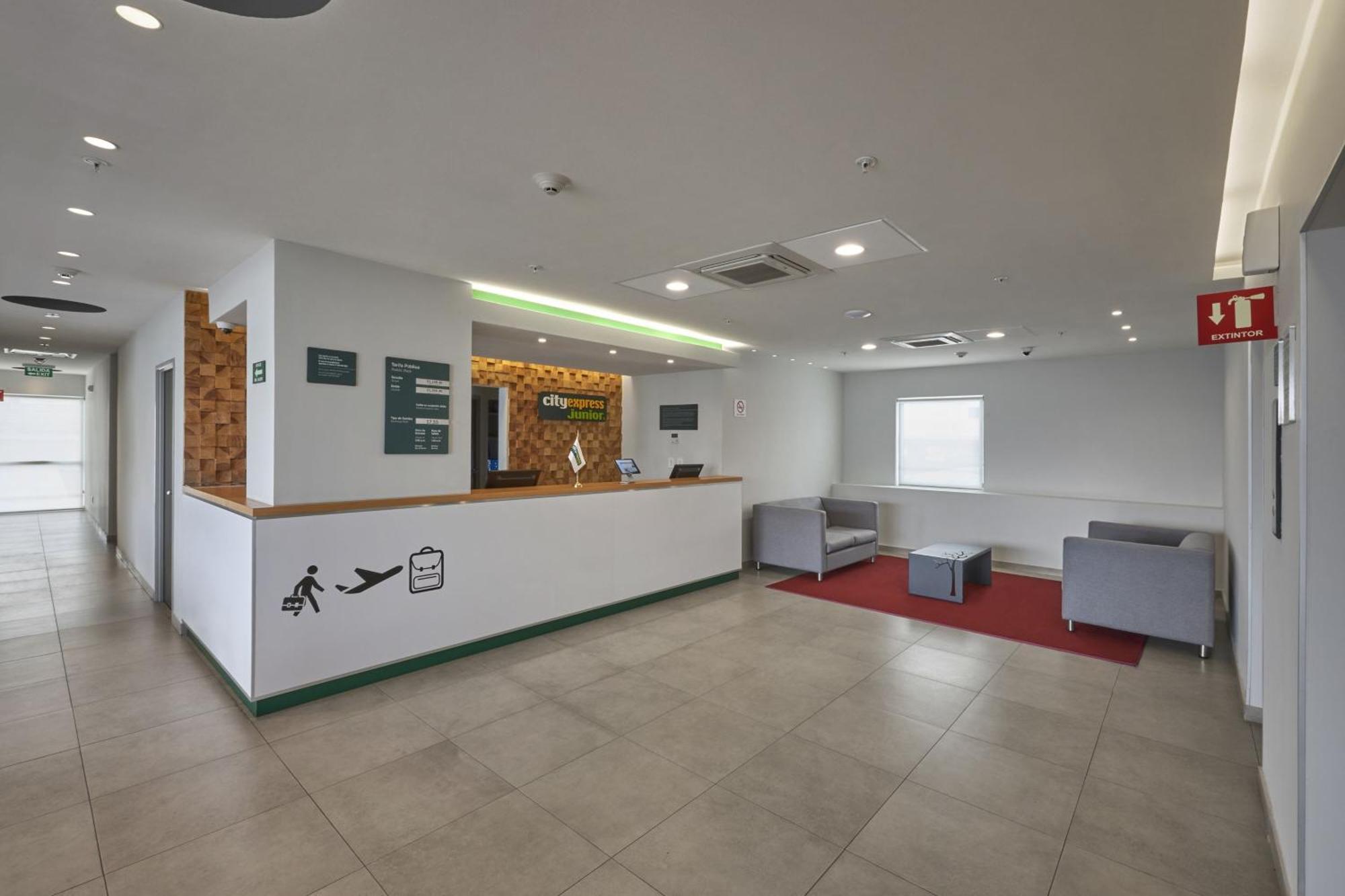 City Express Junior By Marriott Puebla Angelopolis Dış mekan fotoğraf