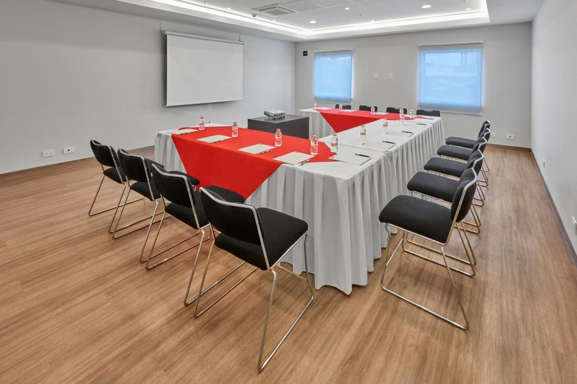 City Express Junior By Marriott Puebla Angelopolis Dış mekan fotoğraf